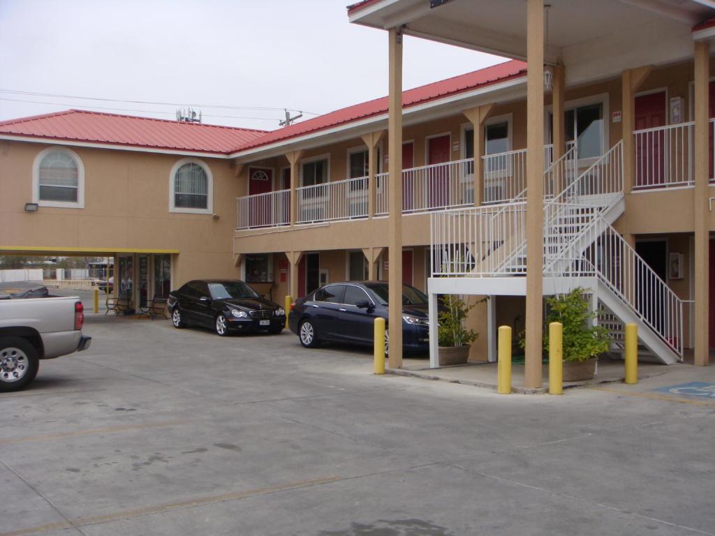 Eagle Pass Inn Ngoại thất bức ảnh